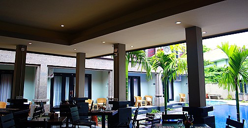 The Restaurant - pool side Cafe - Taman Tirta Ayu - Tuban Kuta Bali
